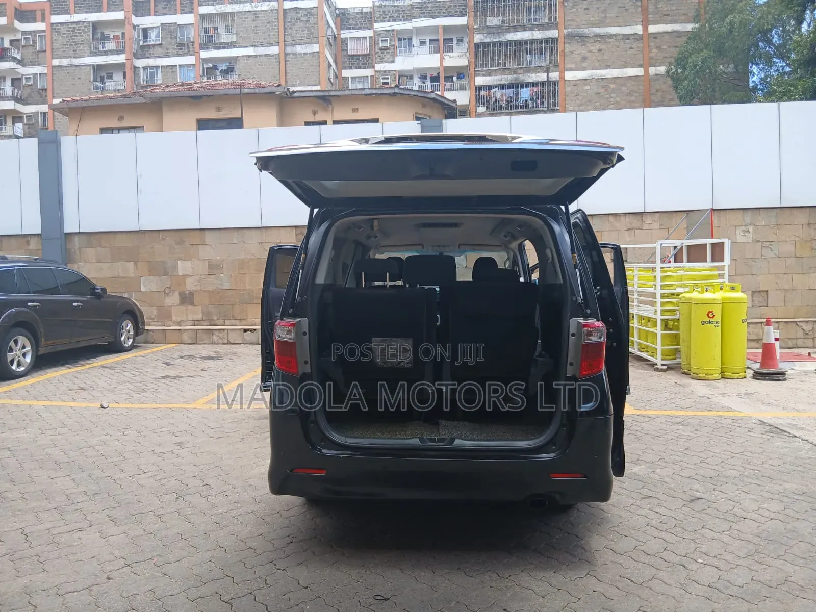Toyota Alphard 2012 Black