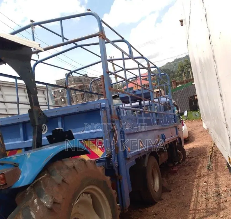 2014 Mitsubishi Fuso Canter Fe90