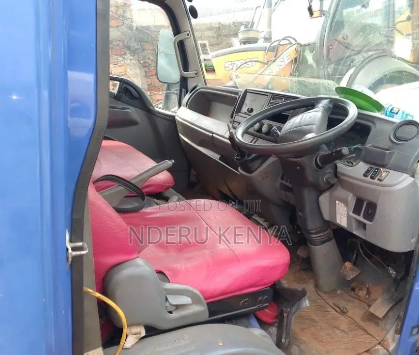 2014 Mitsubishi Fuso Canter Fe90