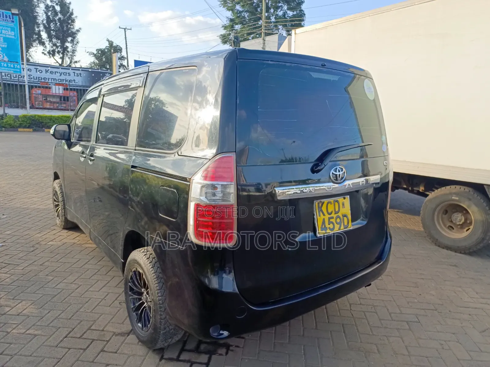Toyota Noah 2008 Black