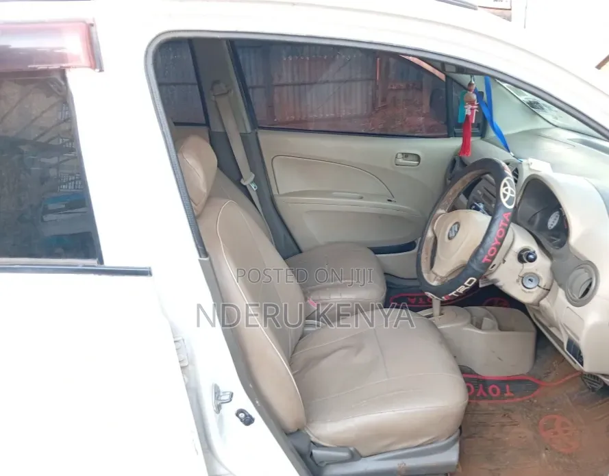 Suzuki Alto 1.0 2012 White