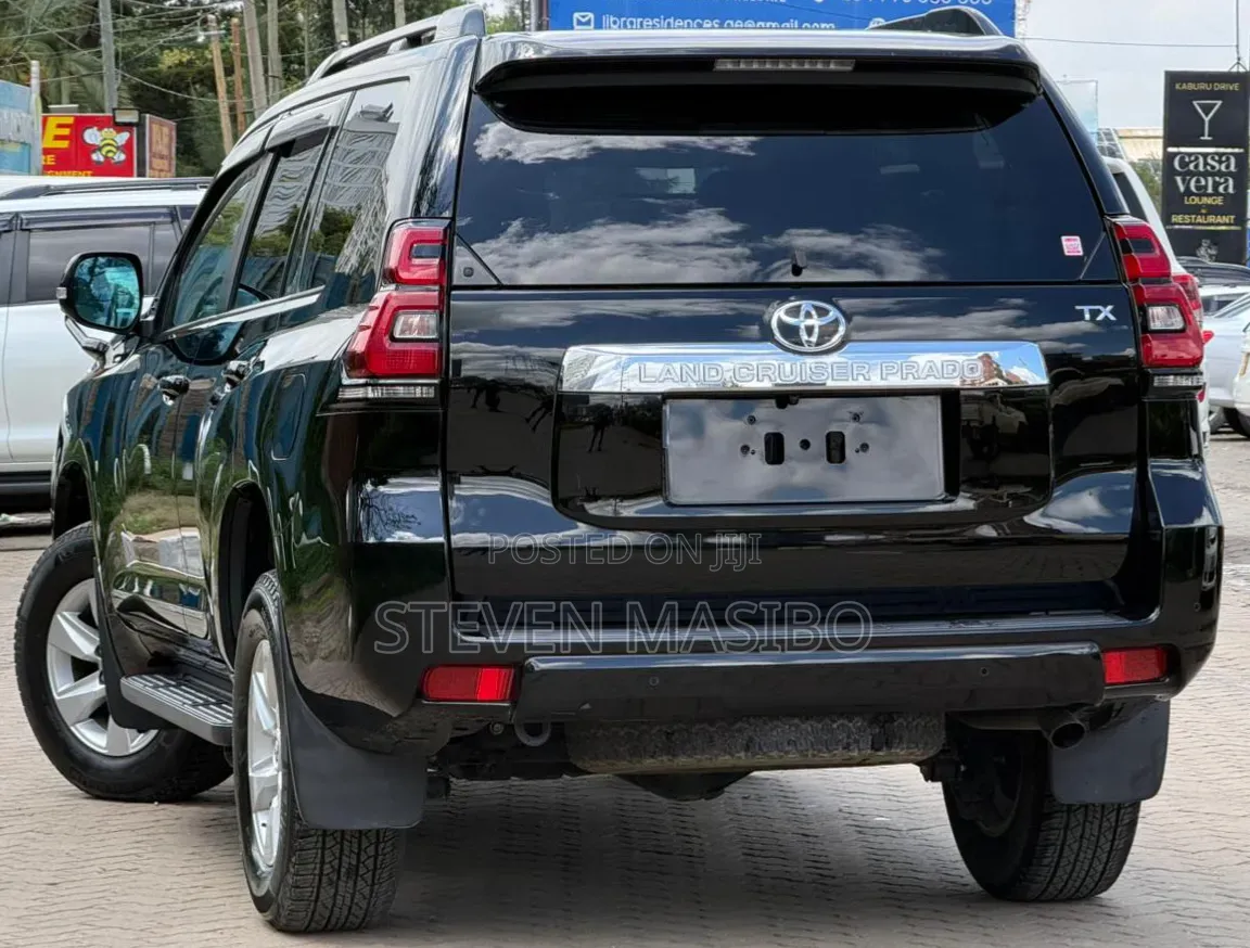 Toyota Land Cruiser Prado 2.8 2021 Black