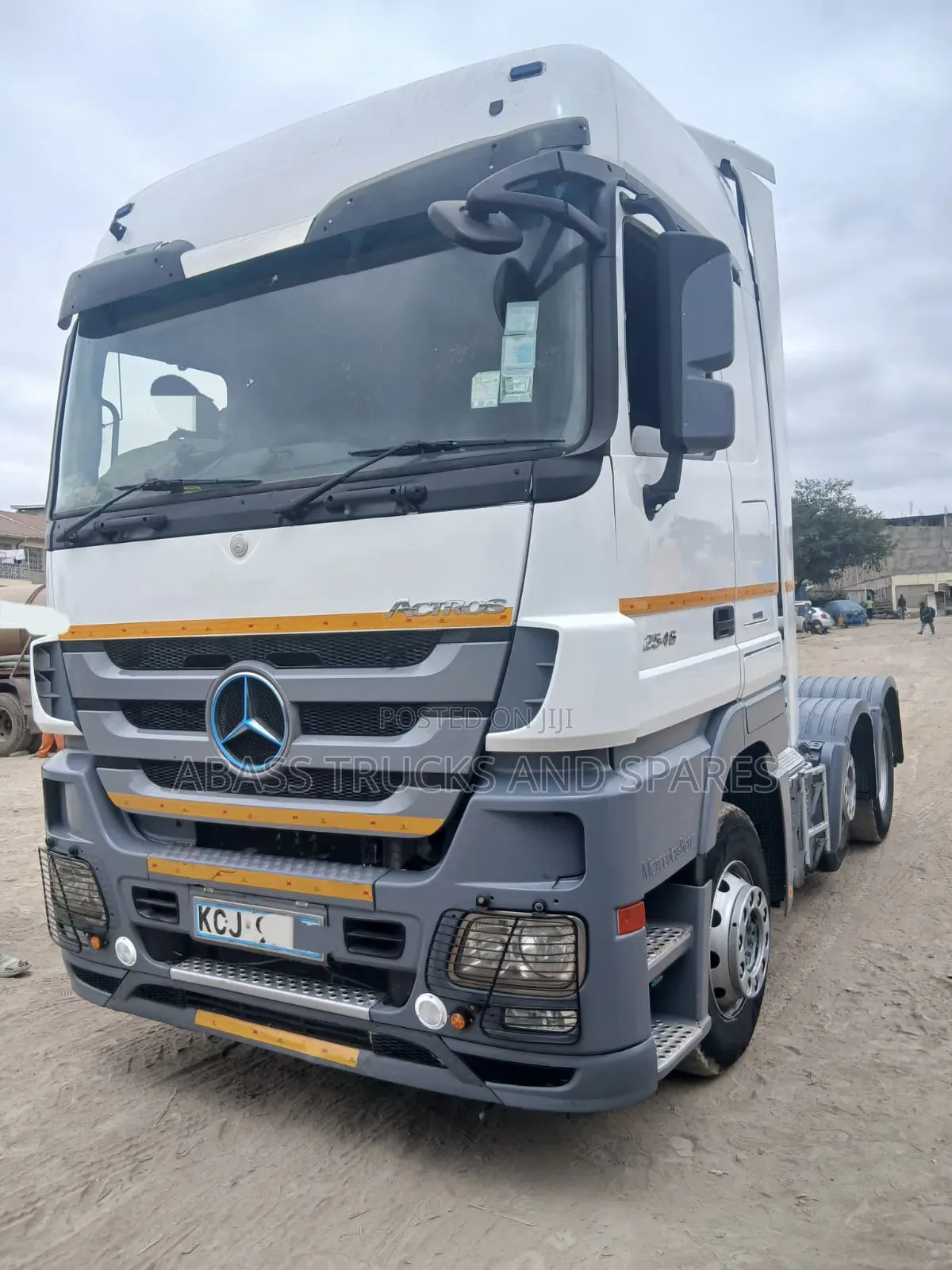 For Sell Actorss Mb3 Single Safi Kichwa Only Buy and Work Price 4.45m