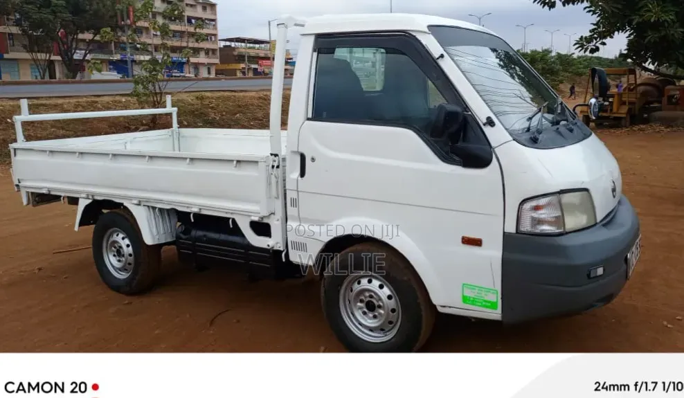 Nissan Vannete Pickup
