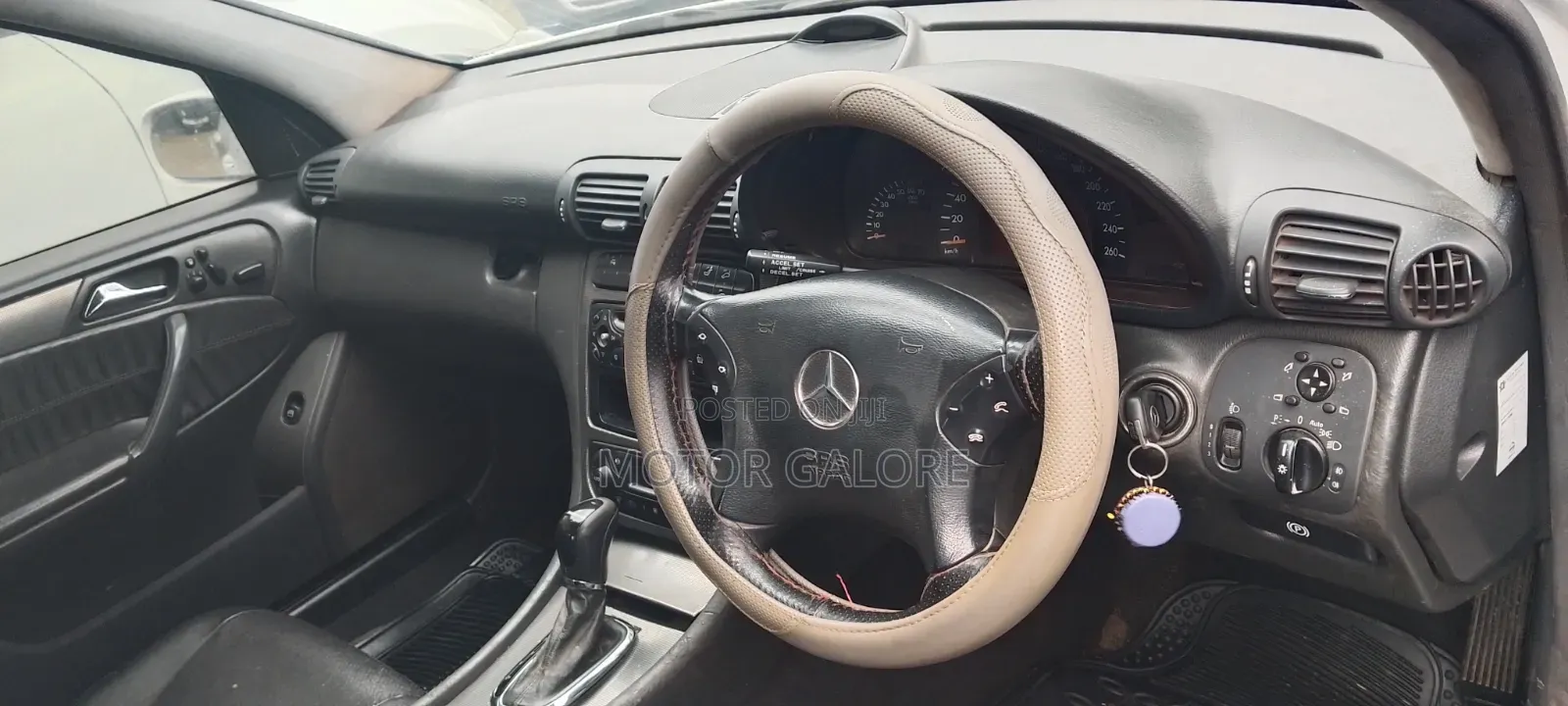 Mercedes-Benz C240 2002 White