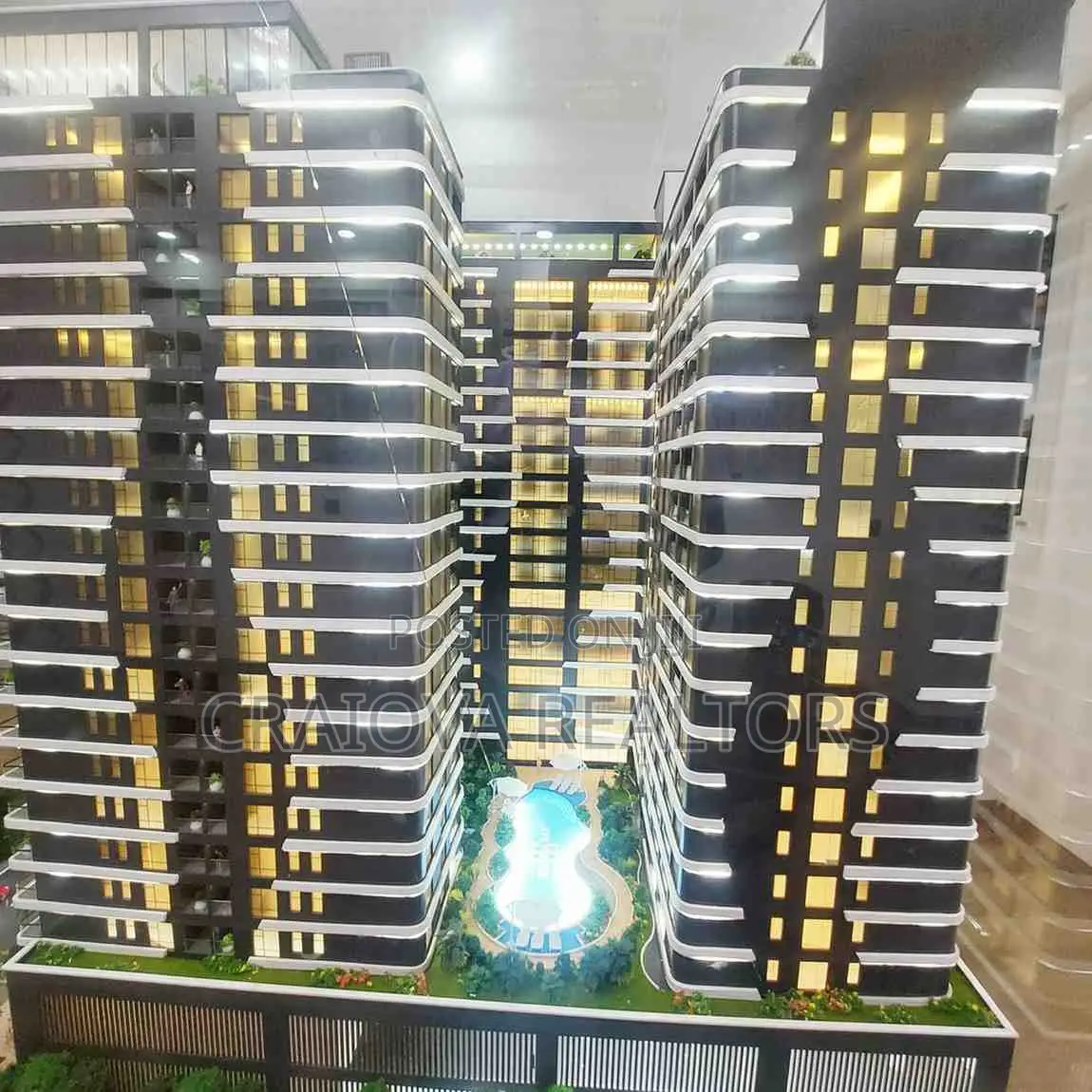 4bdrm Apartment in Raphta Road Area for sale