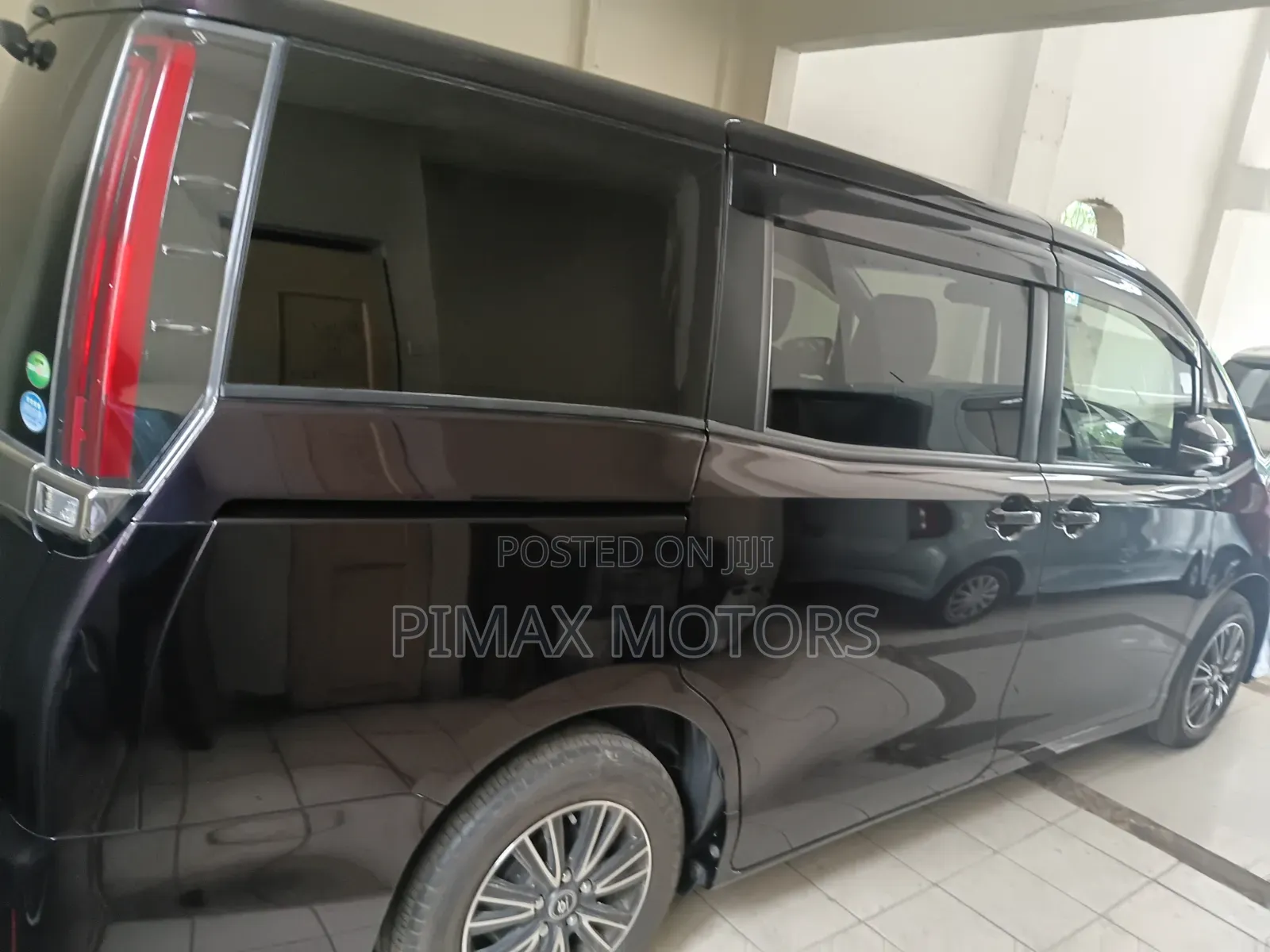 Toyota Noah 2019 Black