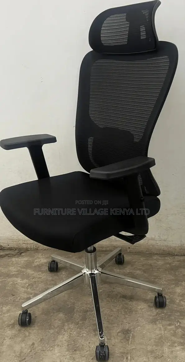 Strong Mesh Highback Chair With Adjustable Armrest