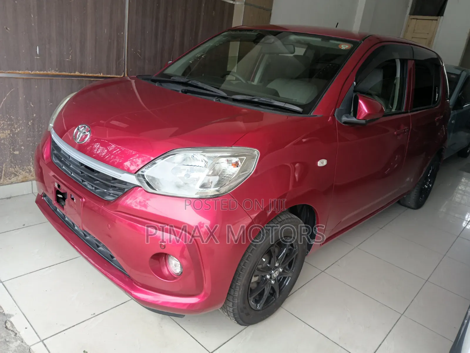 Toyota Passo 2019 Maroon
