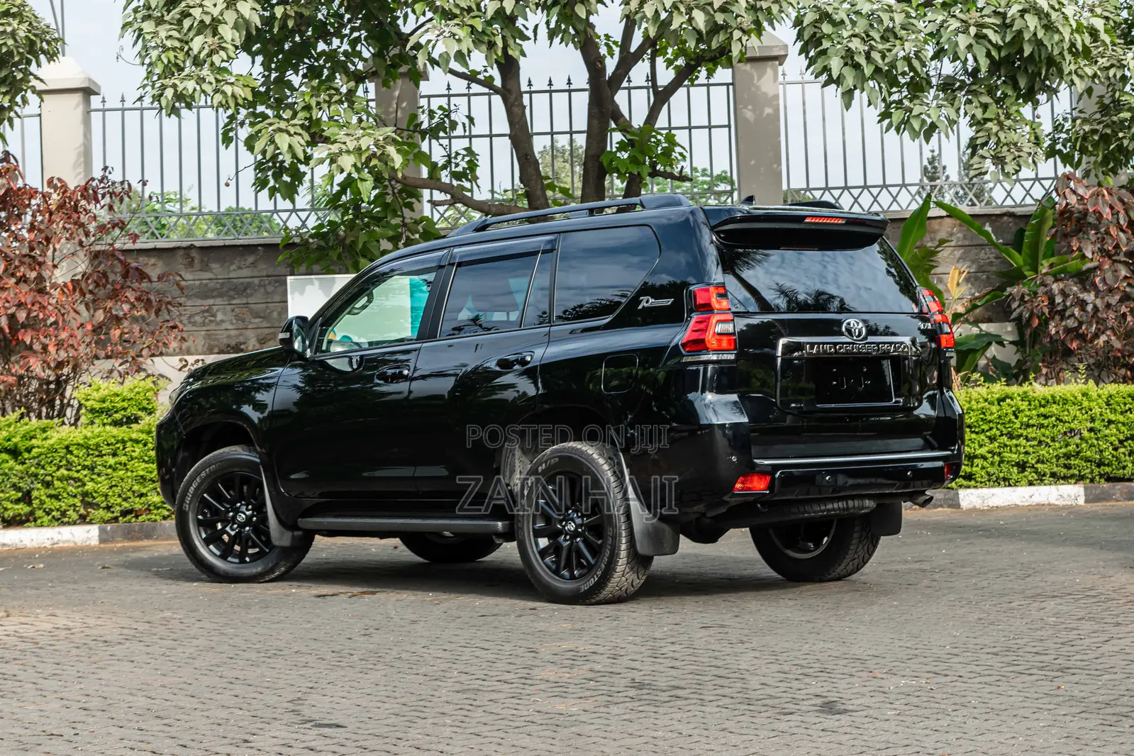 Toyota Land Cruiser Prado 2.8 2021 Black