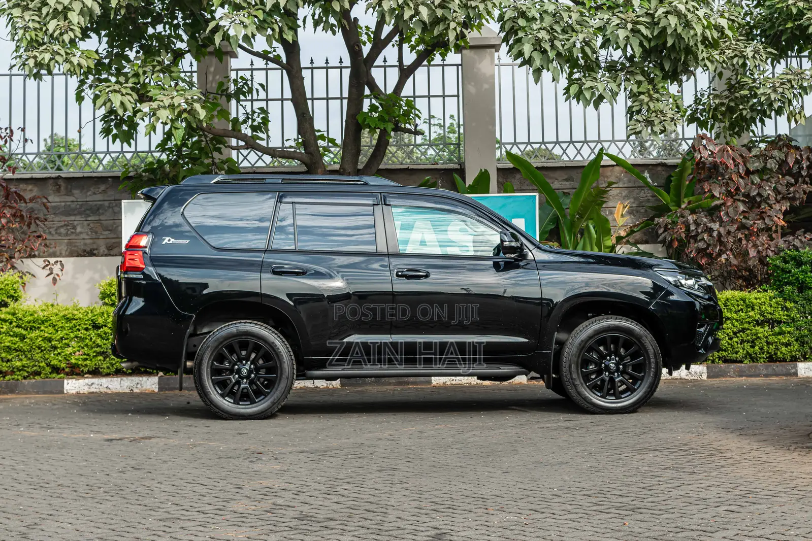 Toyota Land Cruiser Prado 2.8 2021 Black