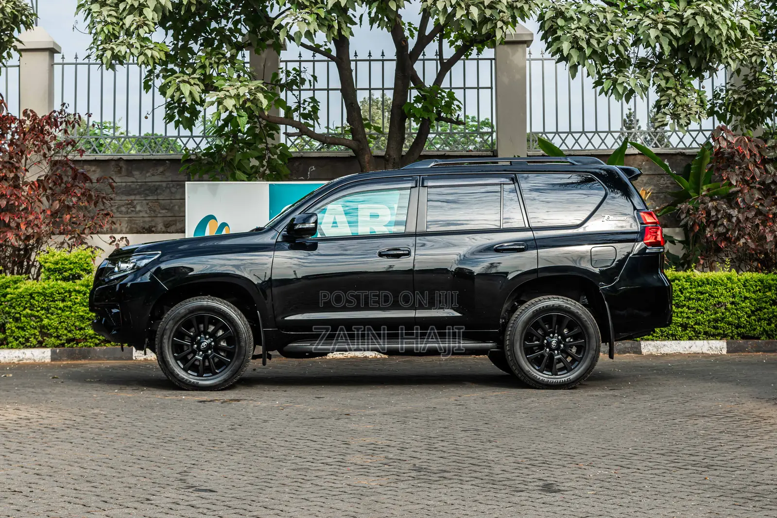 Toyota Land Cruiser Prado 2.8 2021 Black