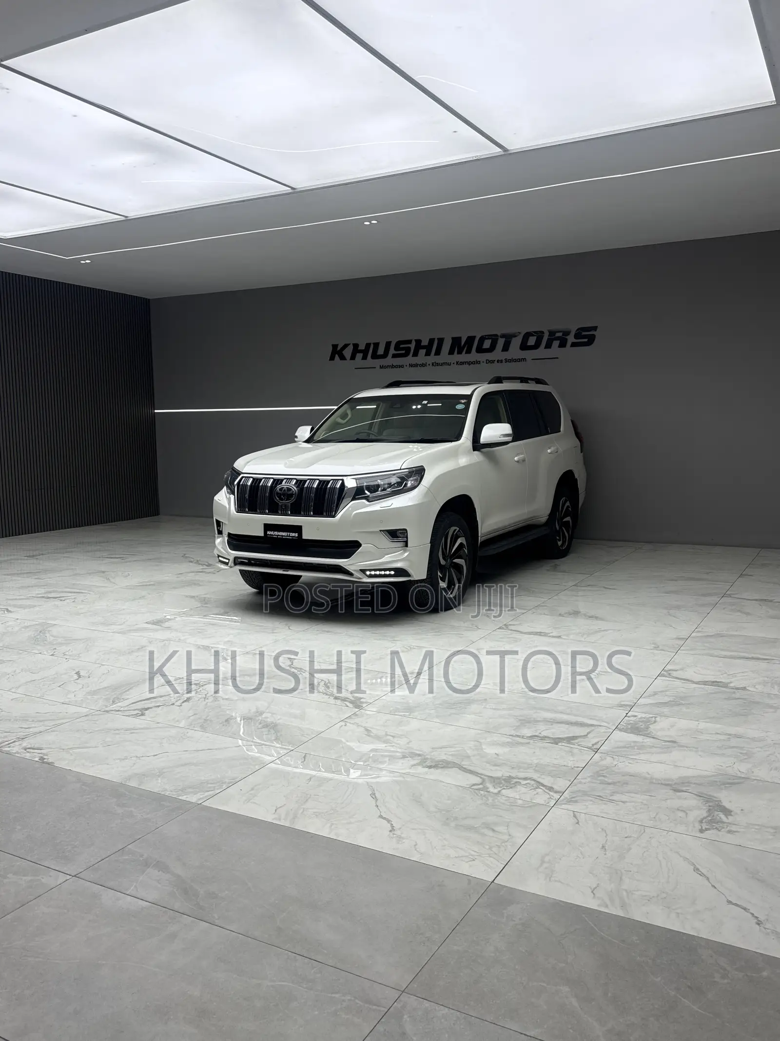 Toyota Land Cruiser Prado 2019  White 