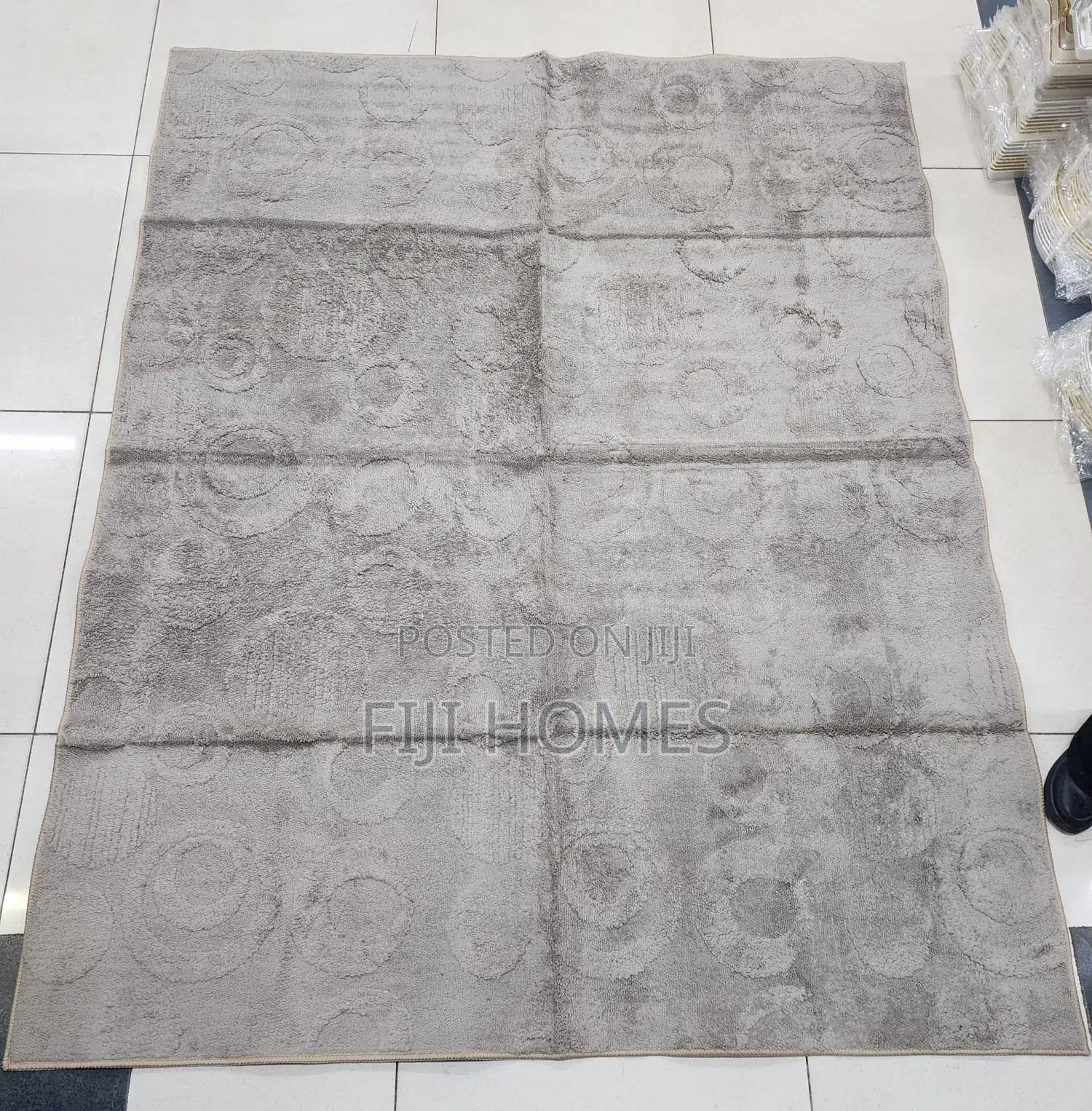 Velvet Carpet | Size 5x8 Ft