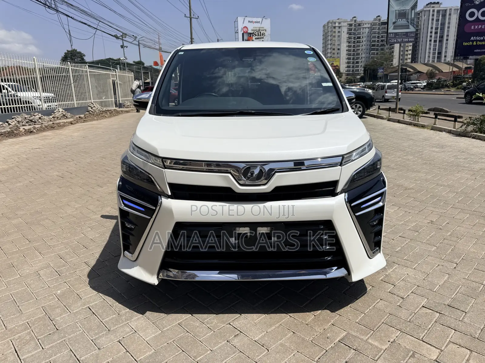 Toyota Voxy 2019 White