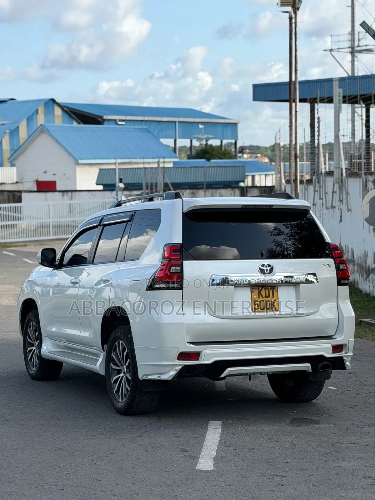 Toyota Land Cruiser Prado 4.0 Petrol TX-L 2018 White