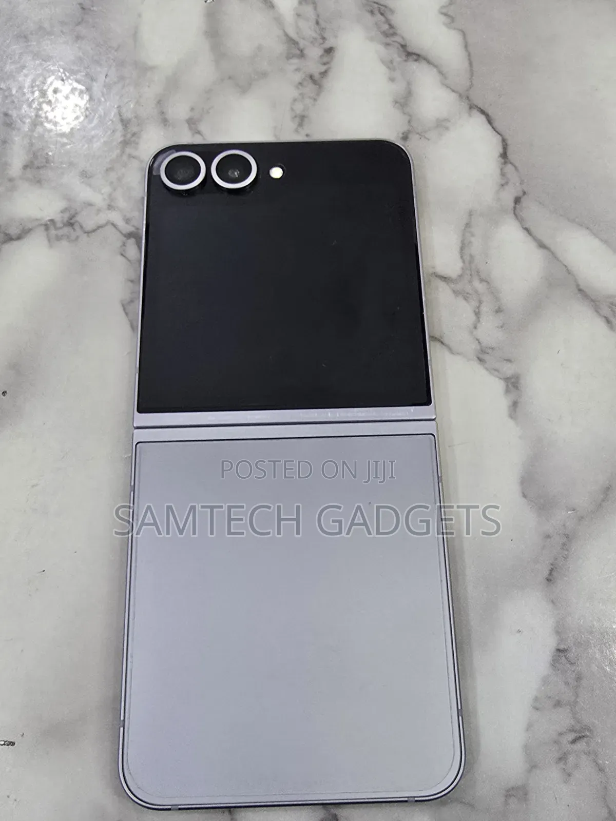 Samsung Galaxy Z Flip6 256 GB Gray