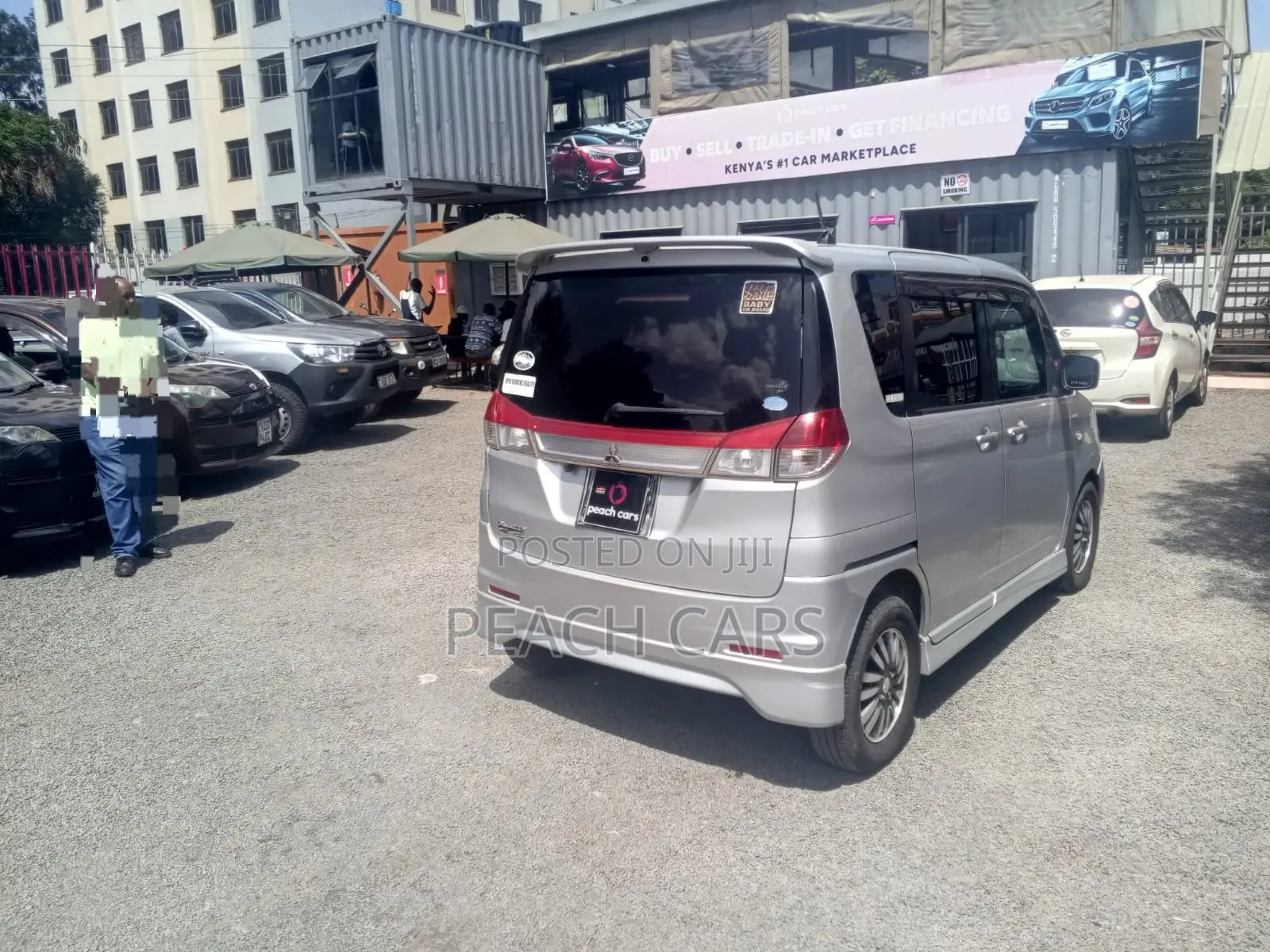 Mitsubishi Delica 2012 Silver