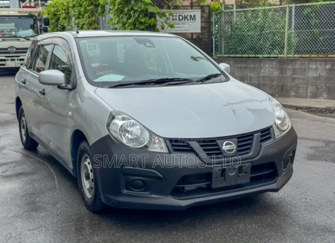 Nissan Advan 2019 Silver