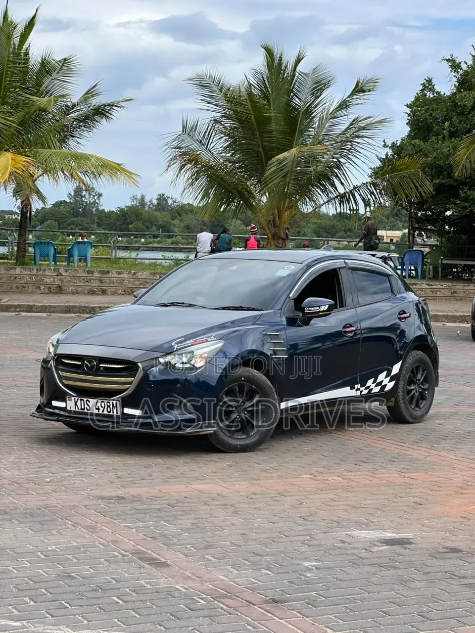 Mazda Demio 2016 Blue
