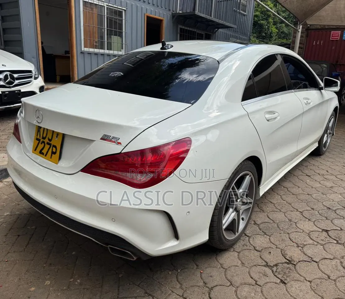 Mercedes-Benz C-Class C 200 (A205) 2016 White