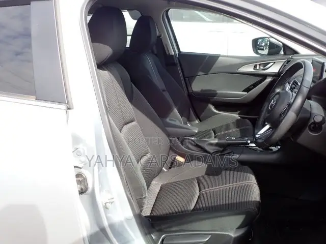 Mazda Axela 2019 Silver
