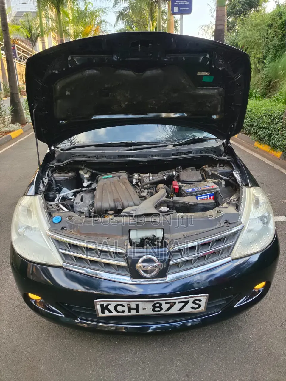 Nissan Tiida 2009 Black