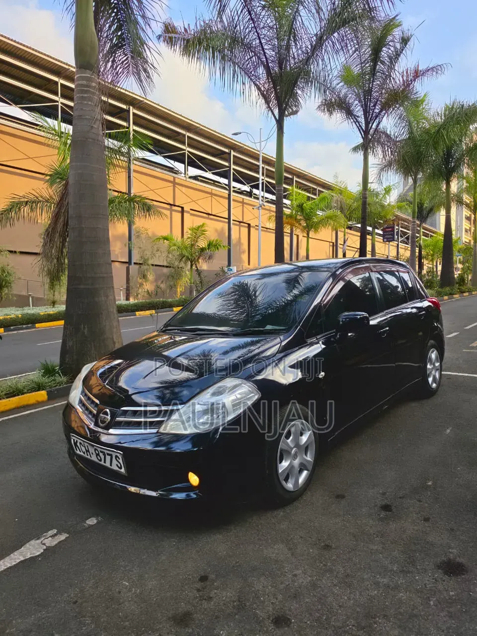 Nissan Tiida 2009 Black