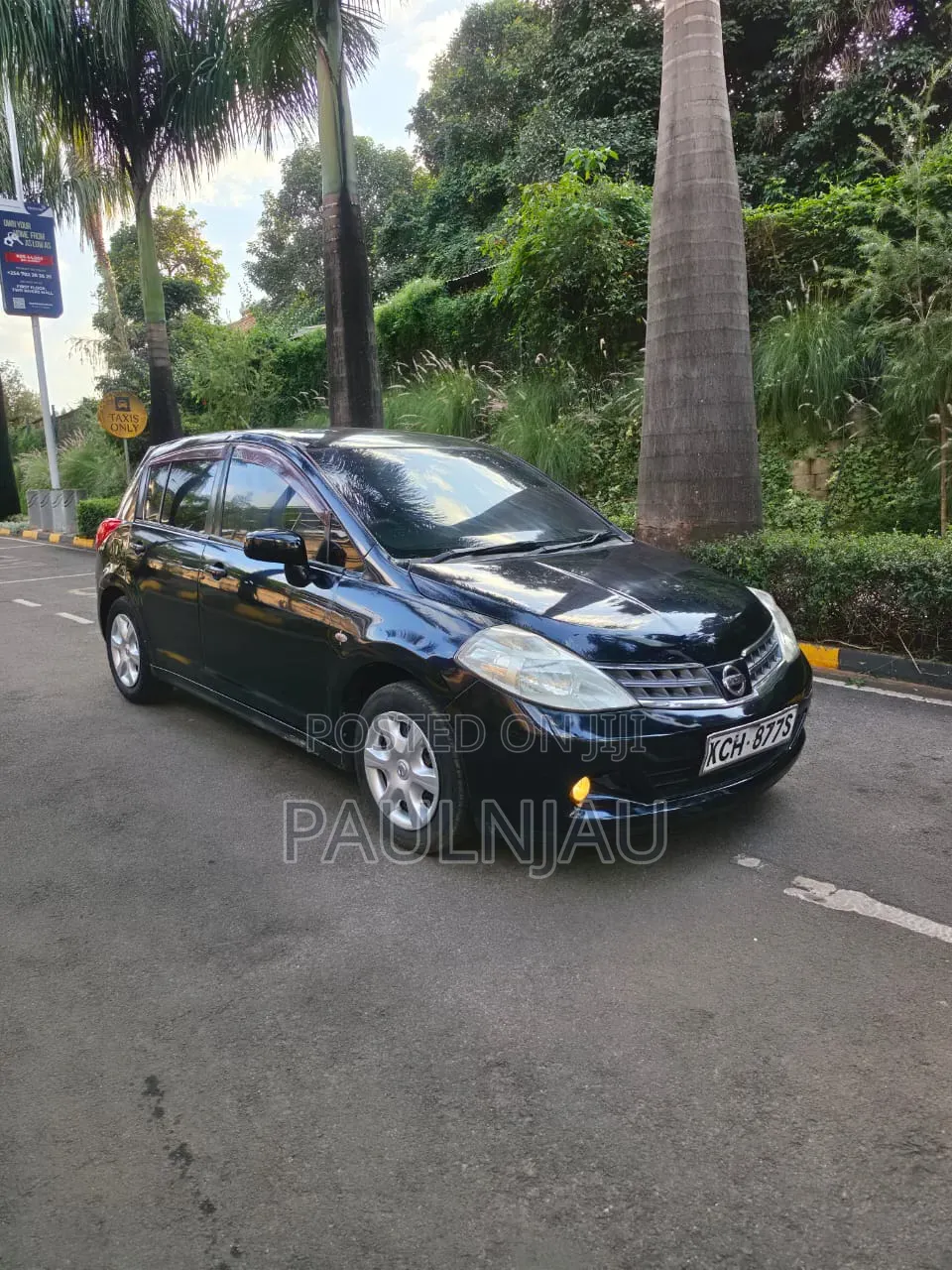 Nissan Tiida 2009 Black