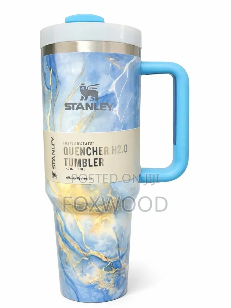 Stanley Tumbler With Handle