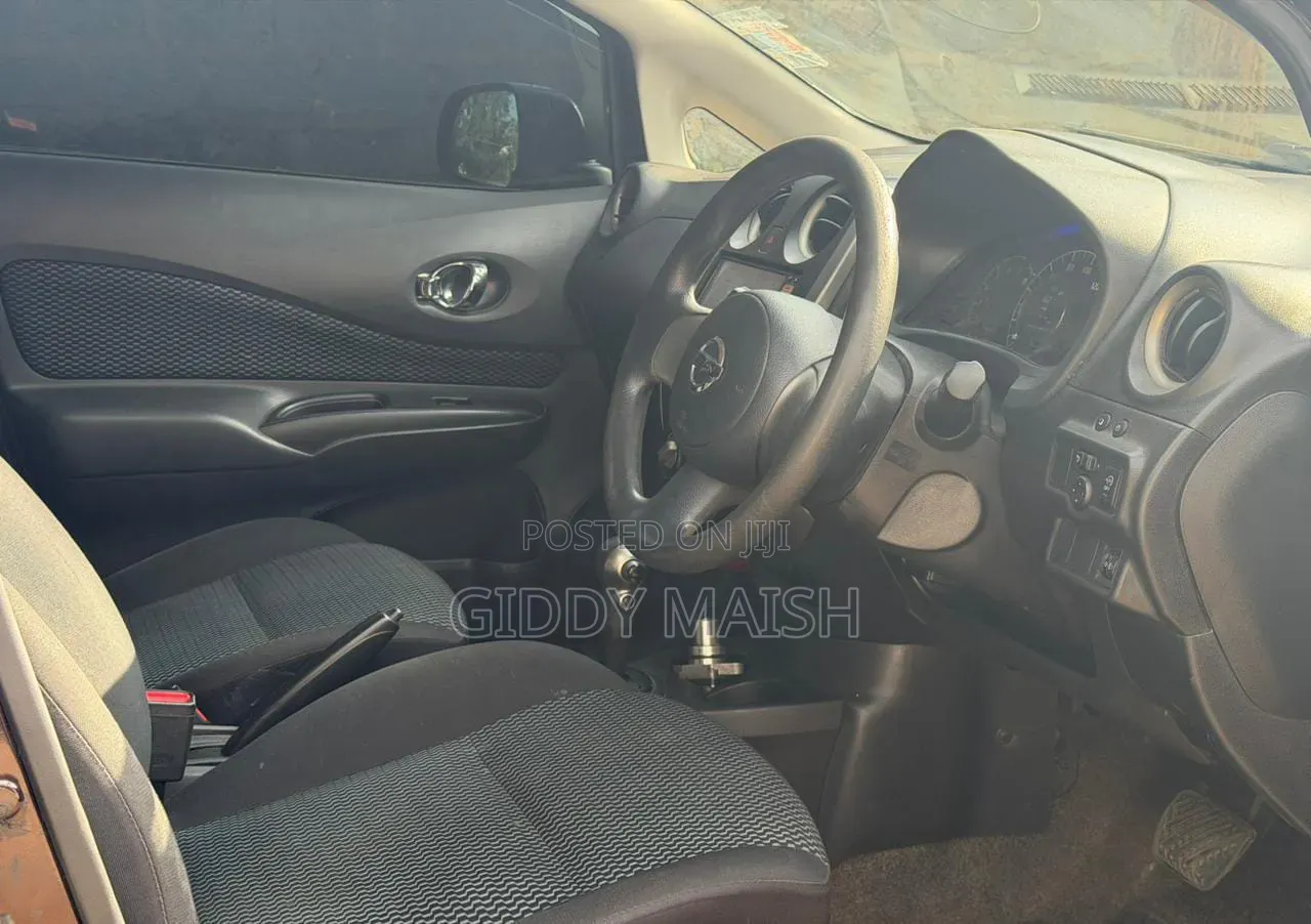 Nissan Note 2013 Purple