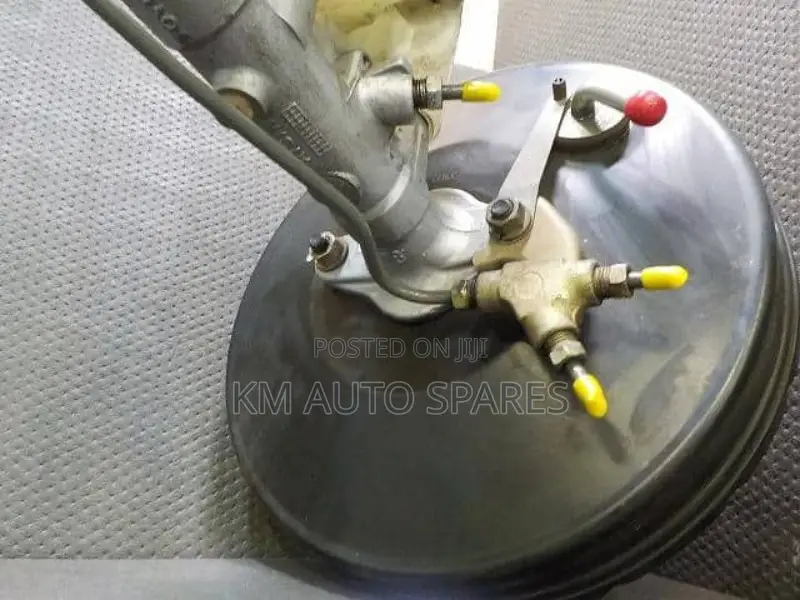 Toyota Caldina Brake Booster/Master Cylinder