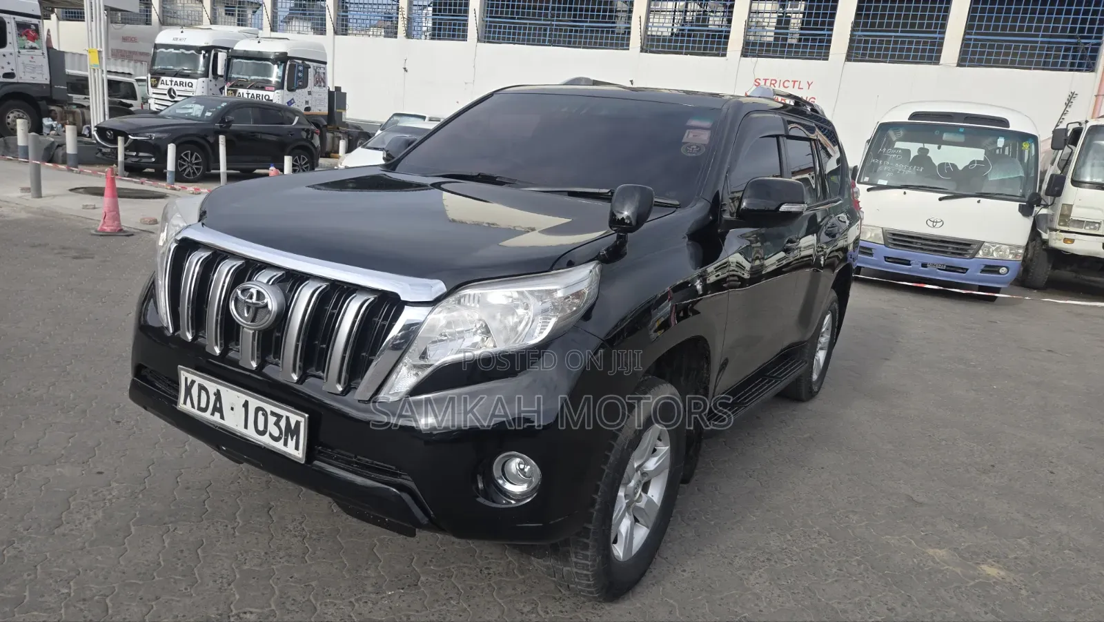 Toyota Land Cruiser Prado 2014 Black