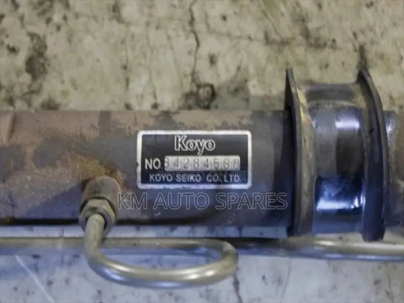 Toyota Raum Steering Rack