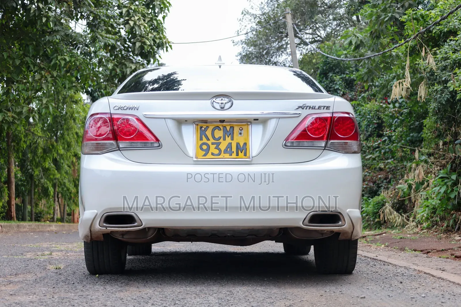 Toyota Crown 2011 White