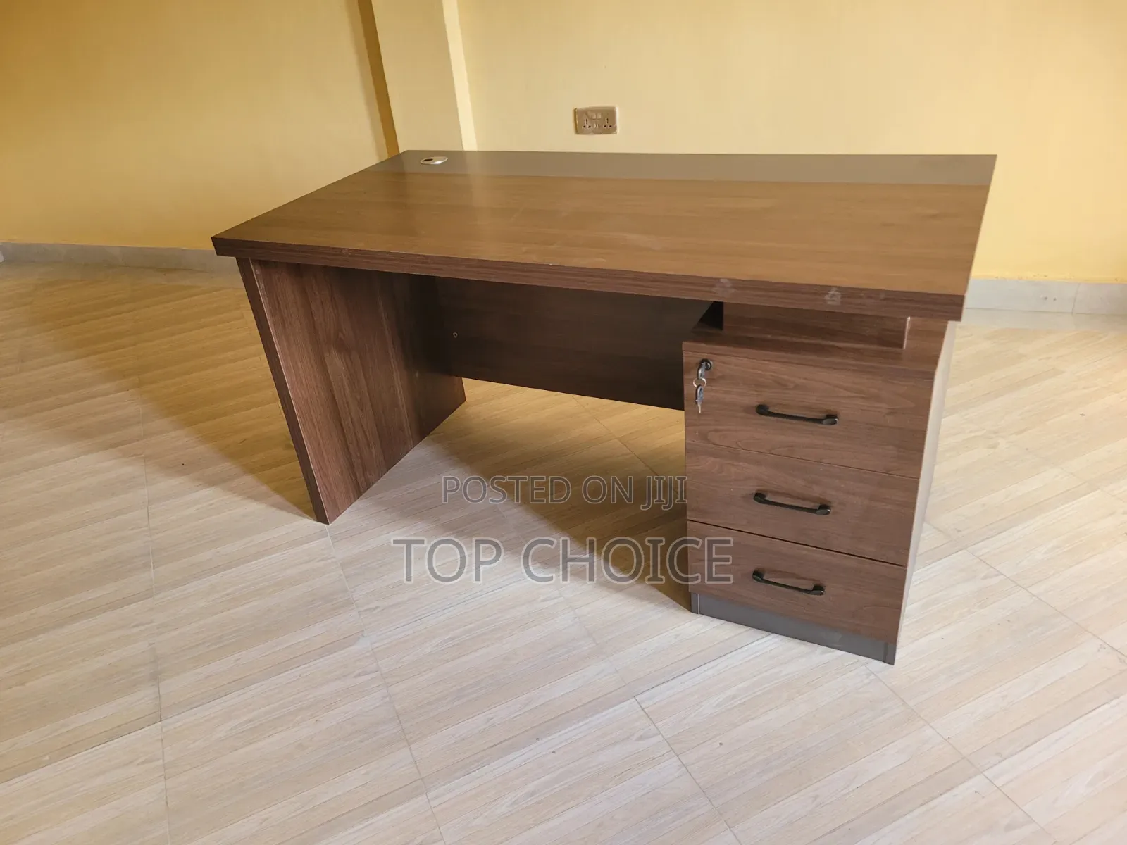Executive Office Table 1.2m