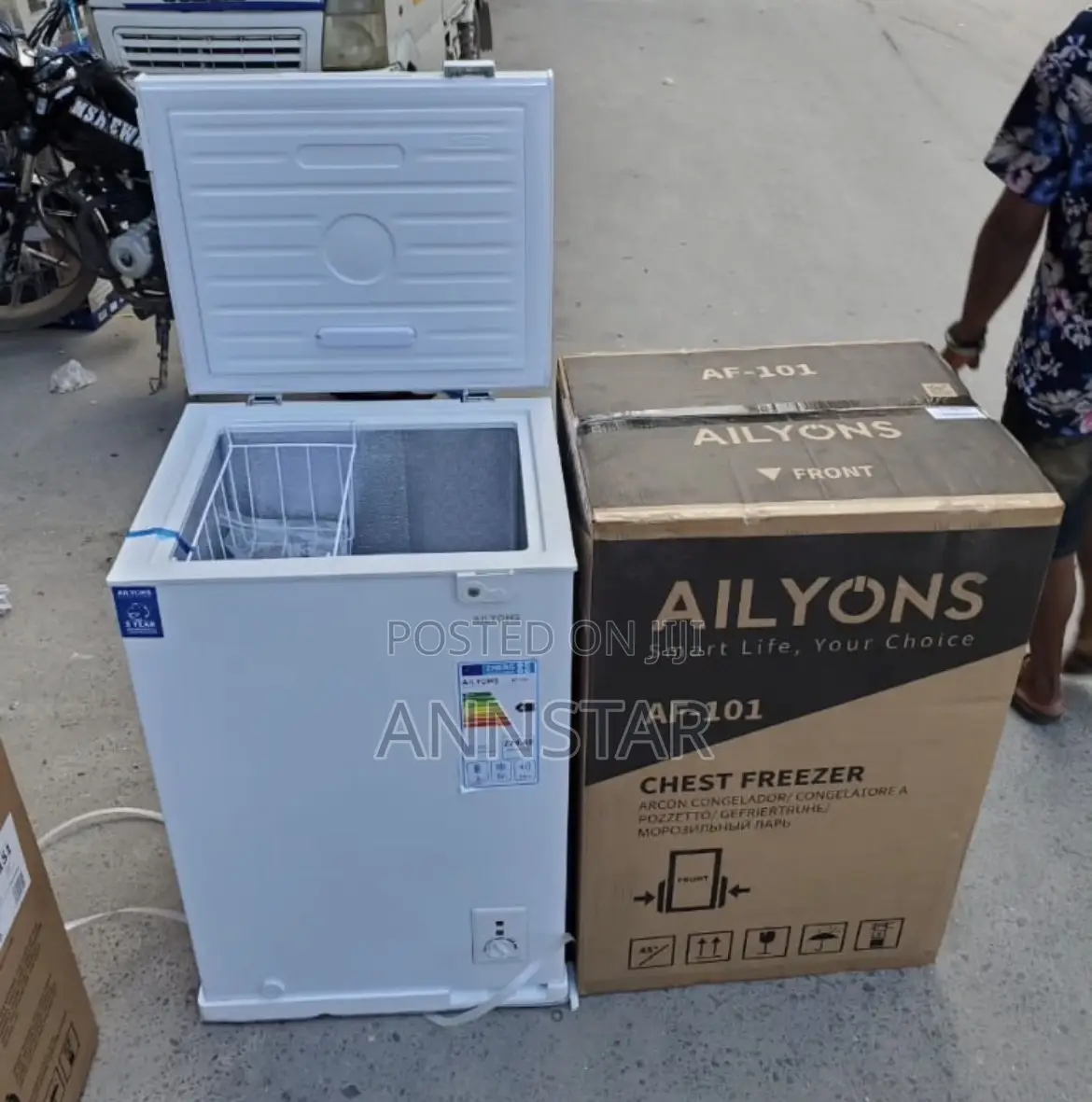 Ailyons 101 Litres Deep Freezer