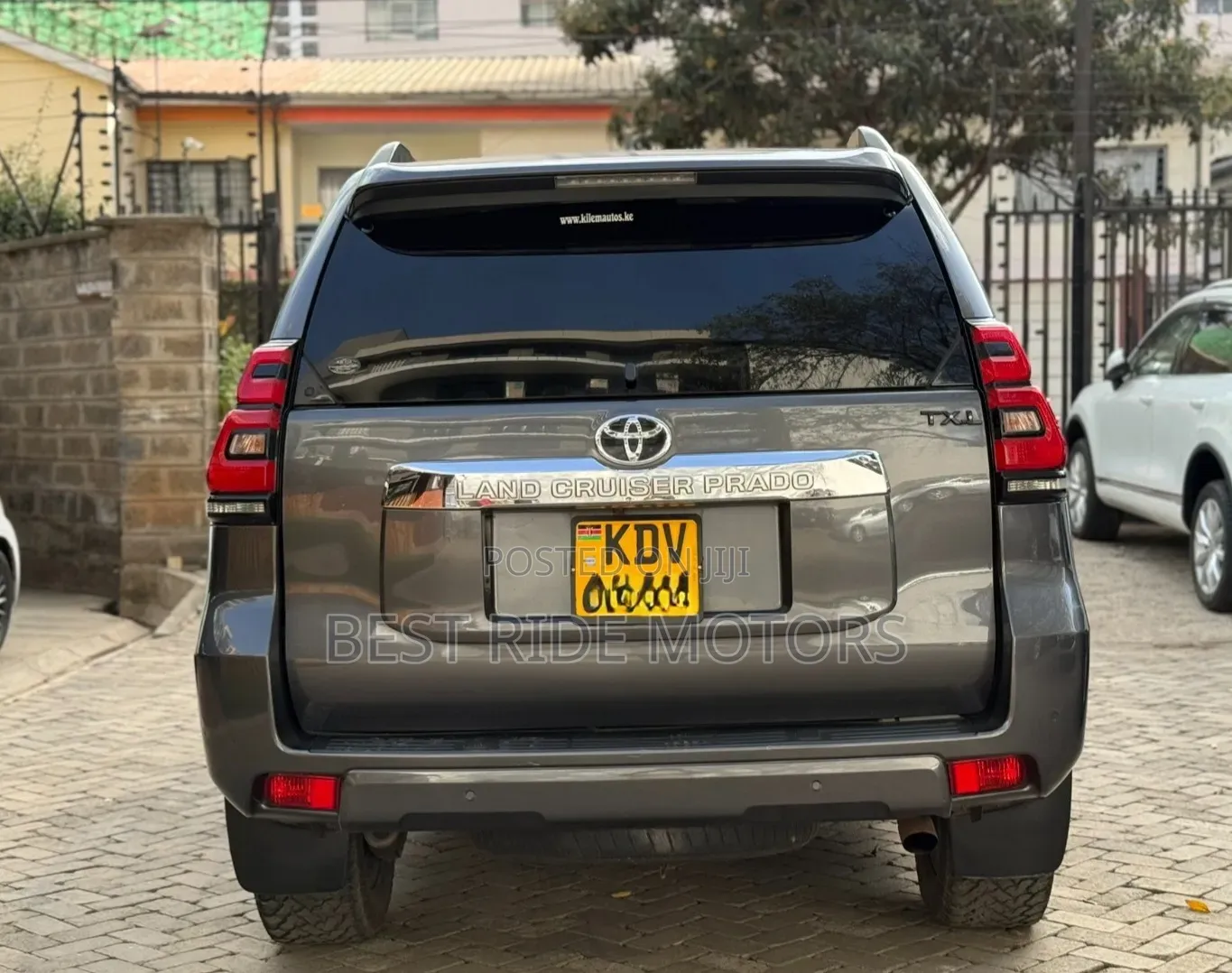 Toyota Land Cruiser Prado 2.7 2017 Gray