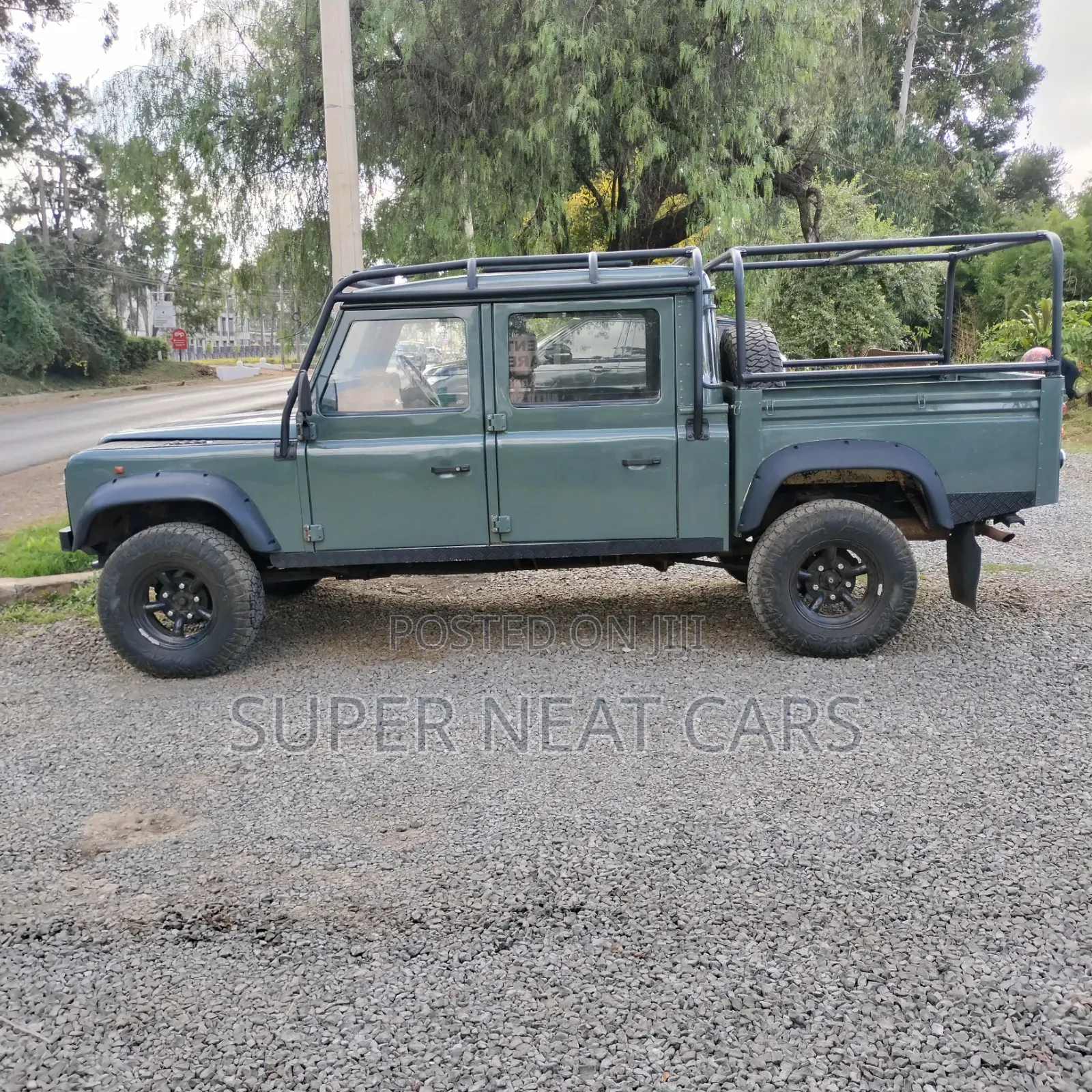 Land Rover Defender 1996 Green