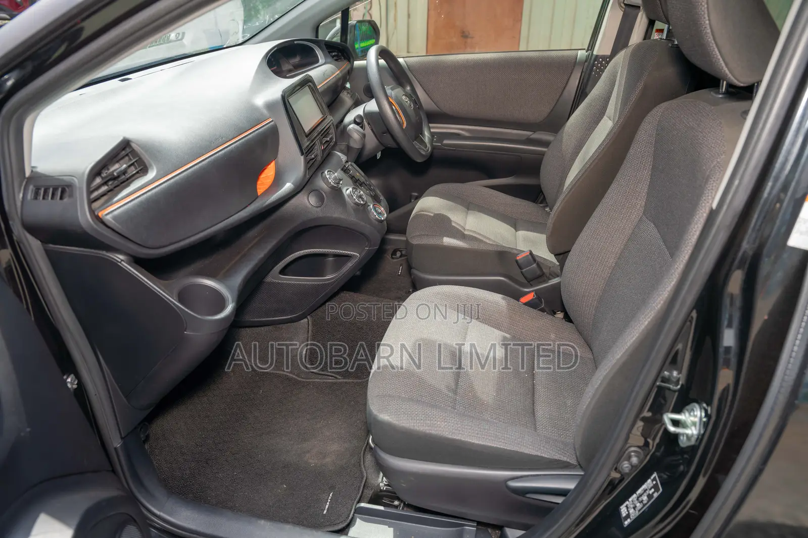 Toyota Sienta 1.5 FWD (6-seater) 2020 Black