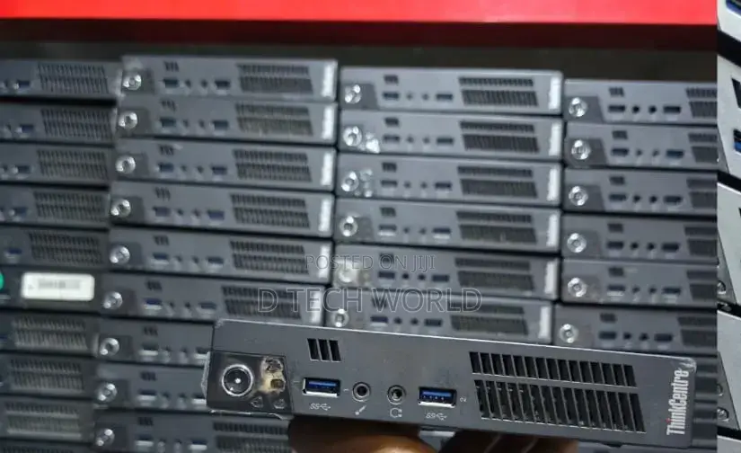 Desktop Computer Lenovo 4GB Intel Core i5 SSD 500GB