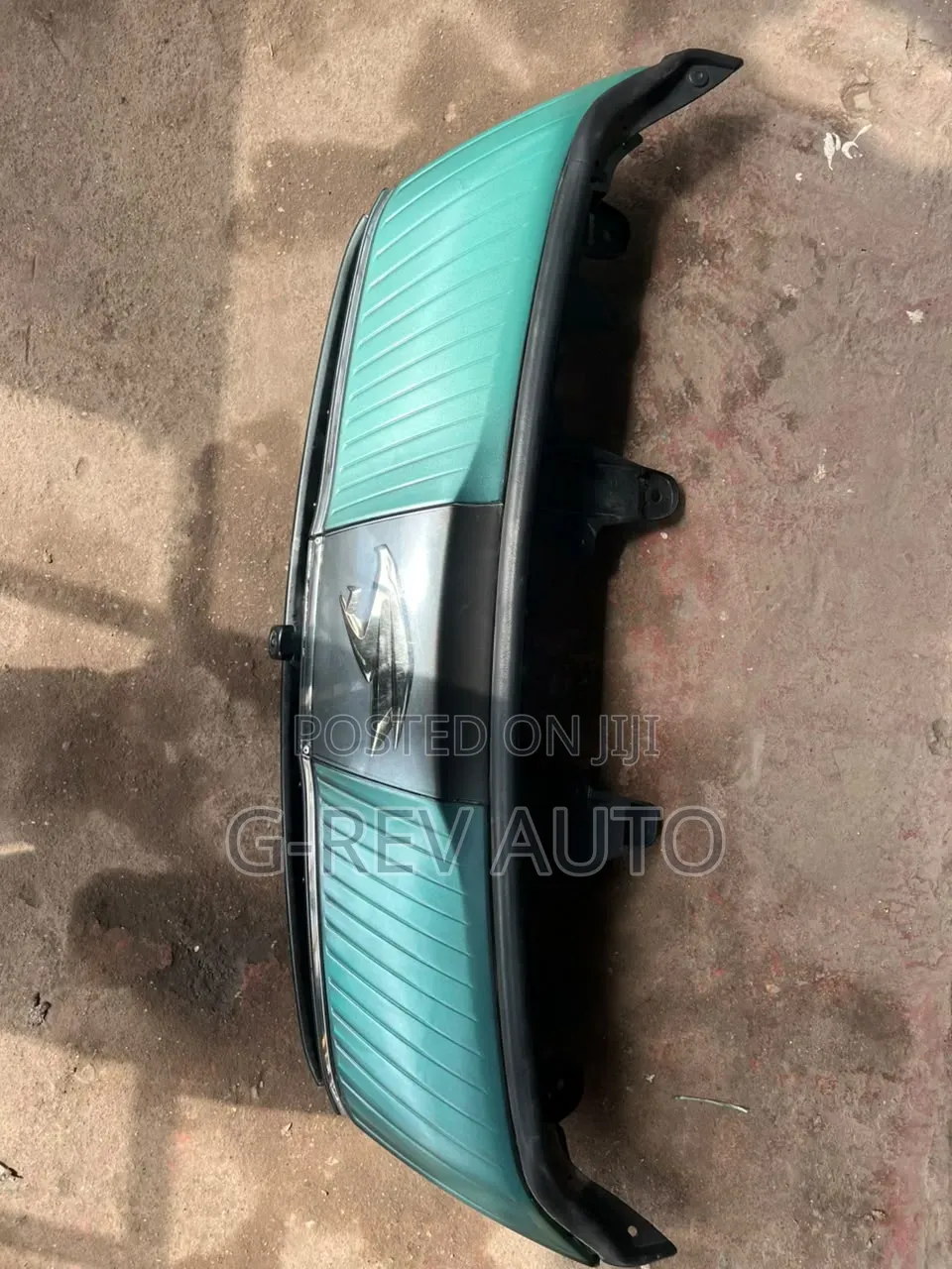 Harrier 2018 Front Grill