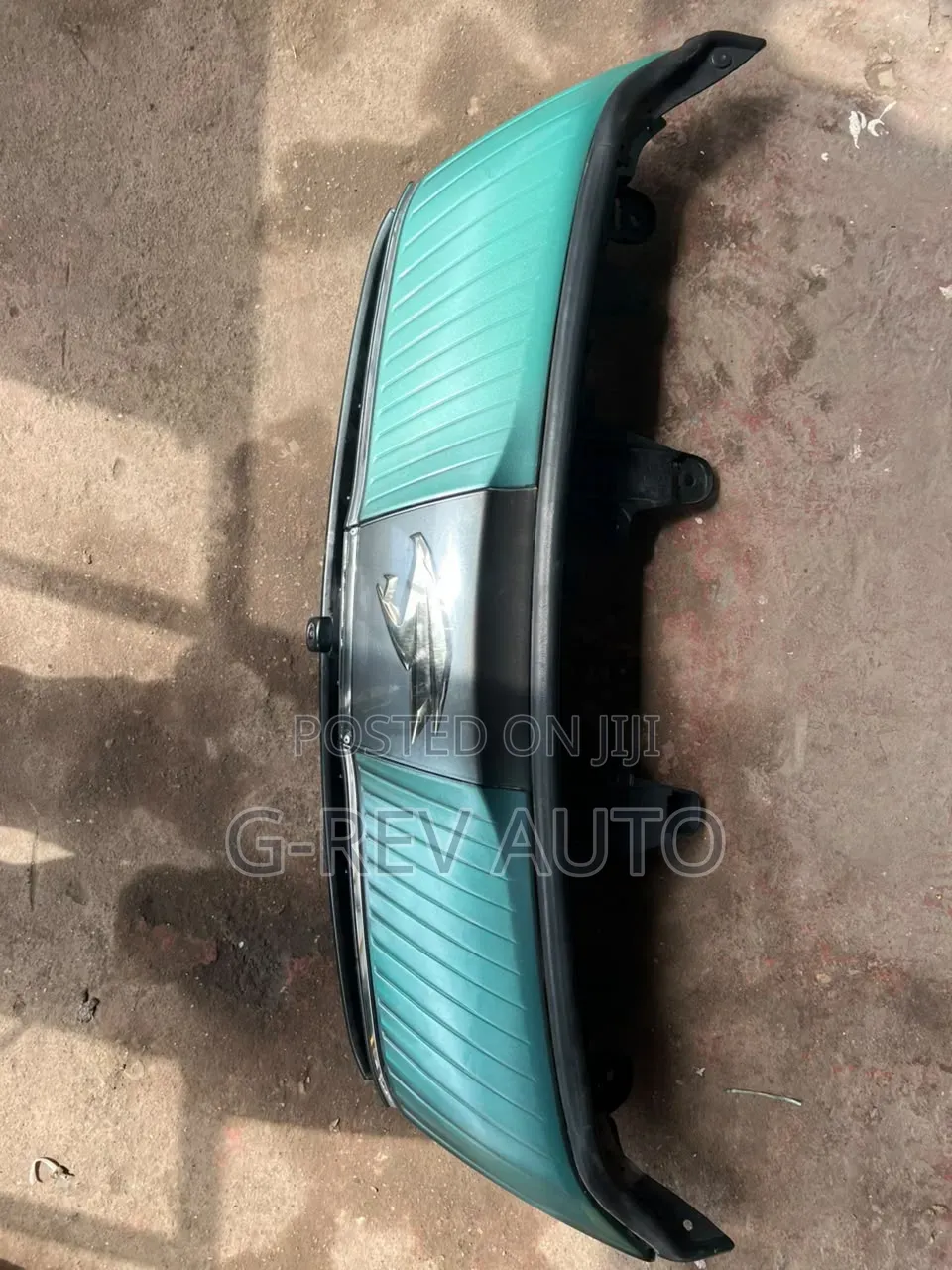 Harrier 2018 Front Grill