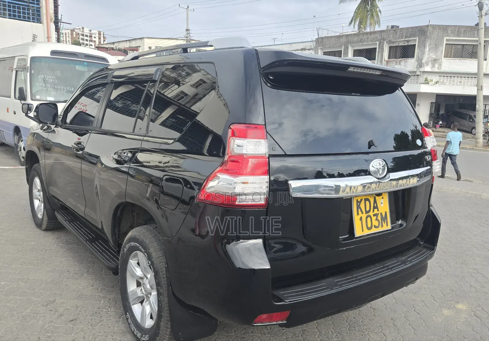 Toyota Land Cruiser Prado 2014 Black