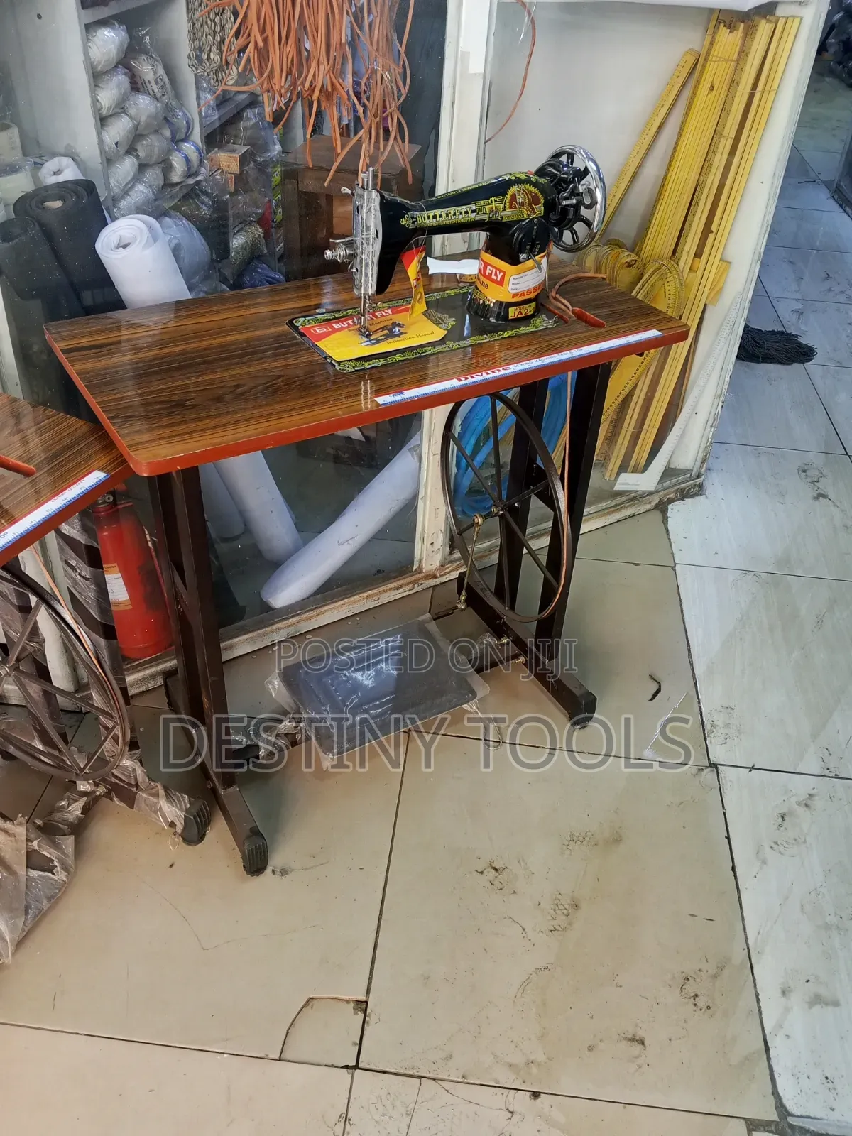 Butterfly Sewing Machine+Imported Sewing Table