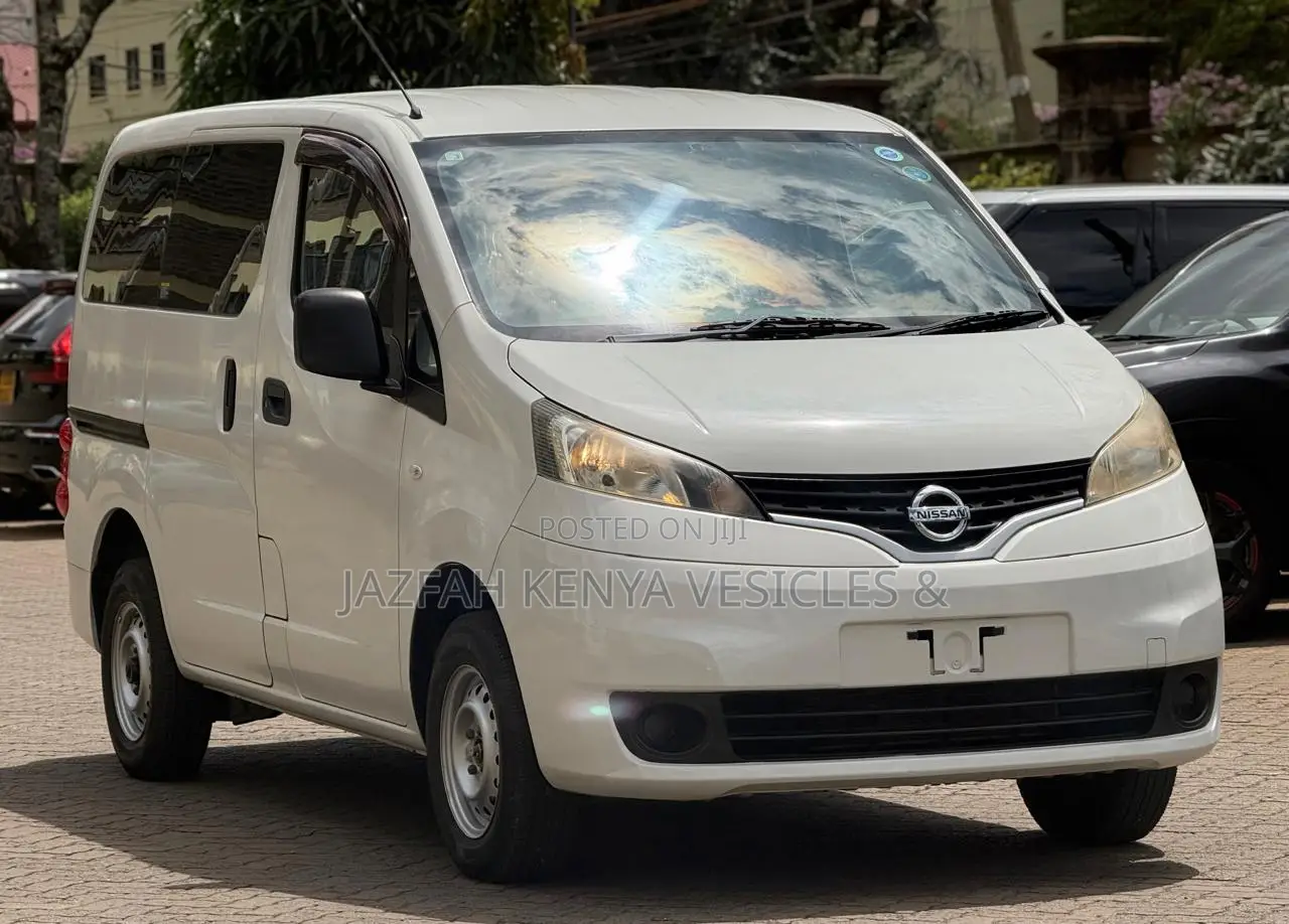 Nissan NV200 2018 White