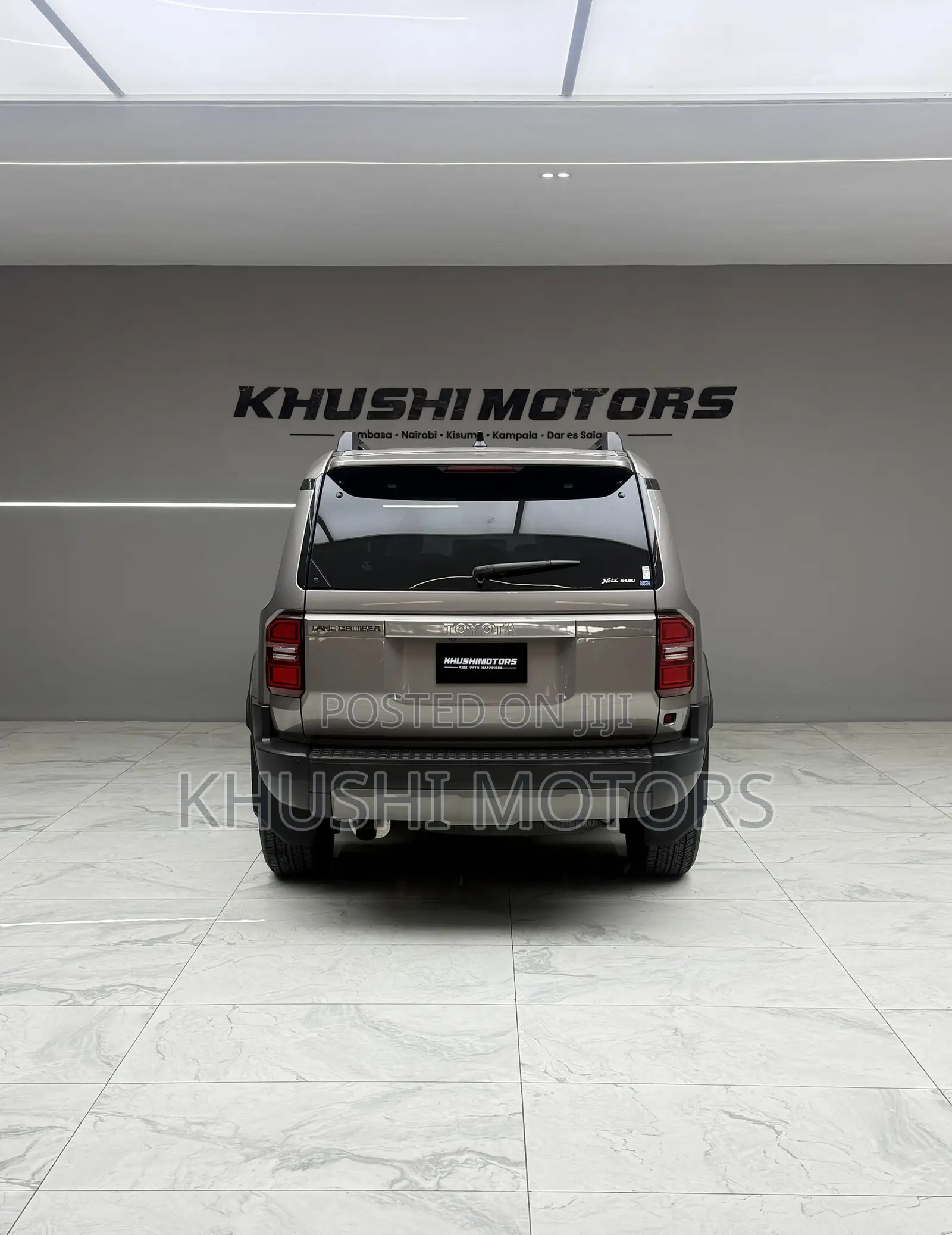 Toyota Land Cruiser 2024 Gray 