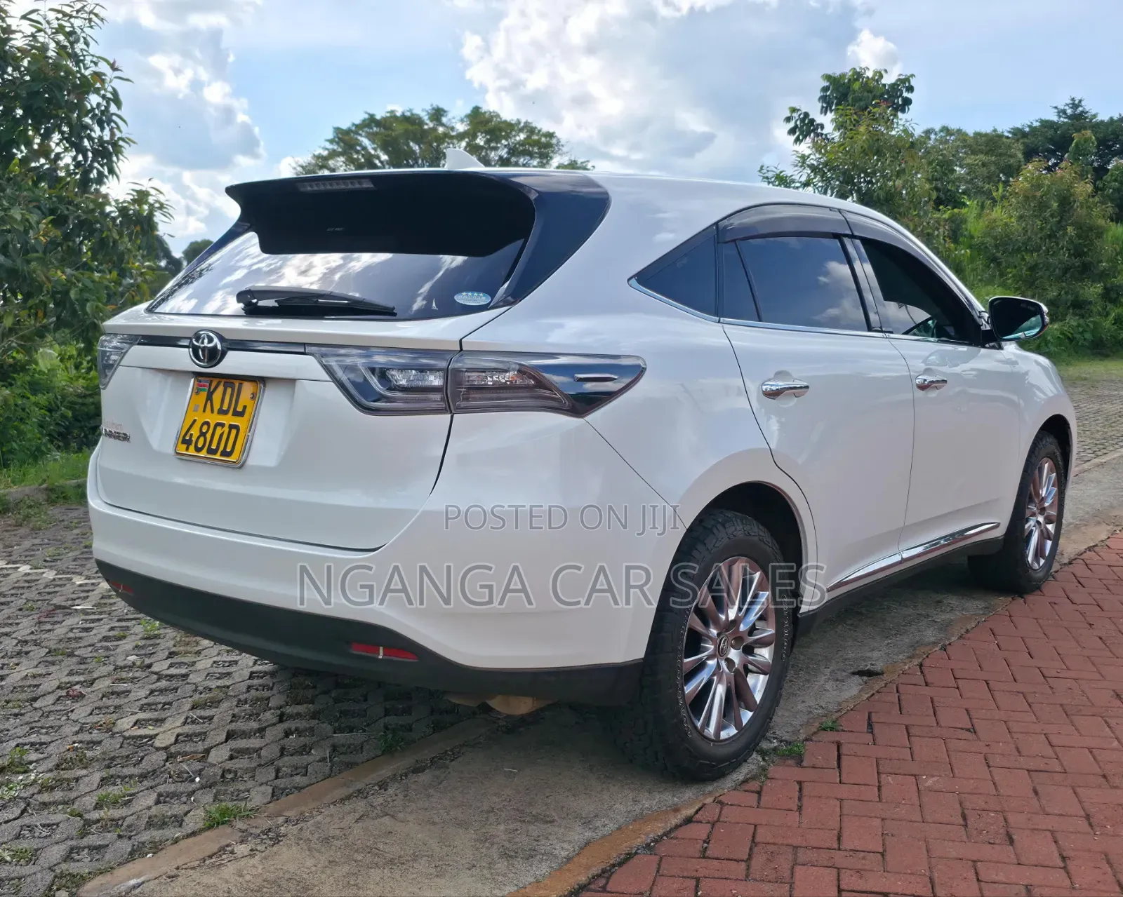 Toyota Harrier 2015 White