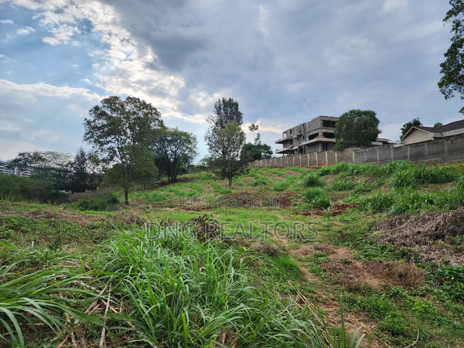 Prime 1⁄2 Acre Redevelopment Land for Sale in Nyari Estate | Kes 50m