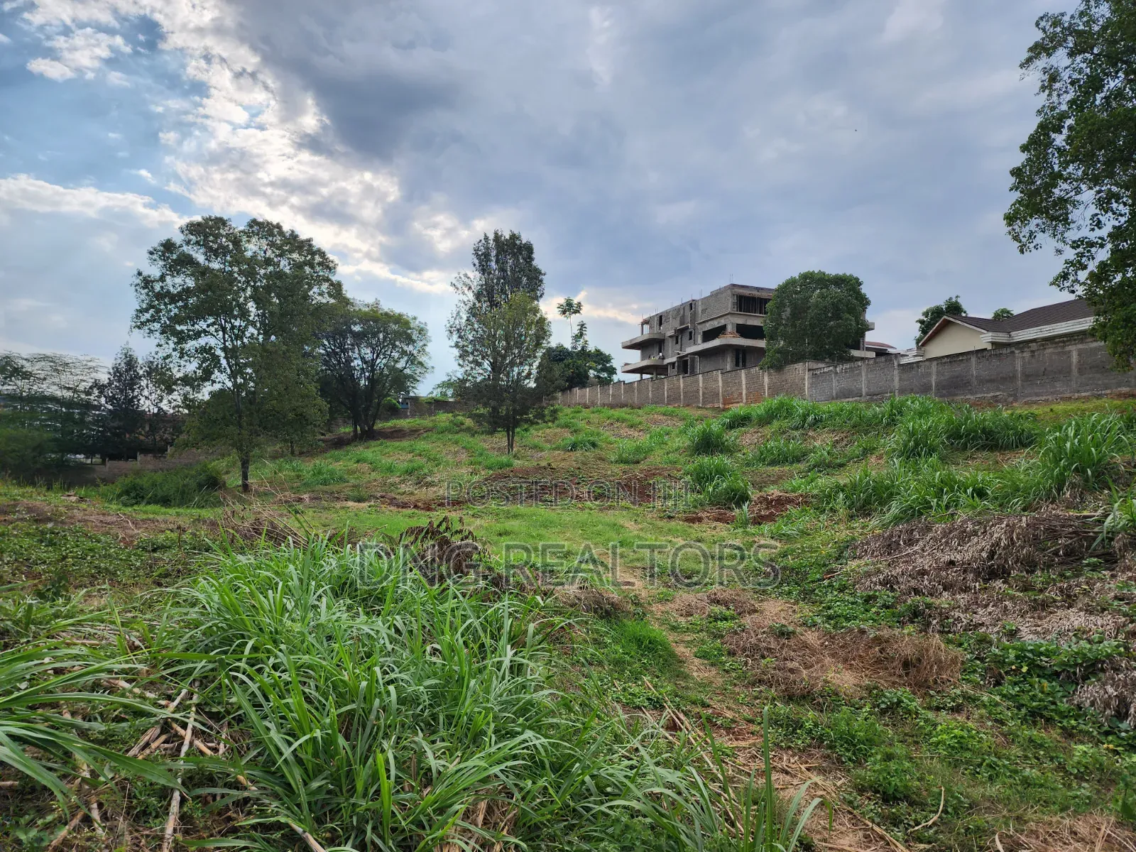 Prime 1⁄2 Acre Redevelopment Land for Sale in Nyari Estate | Kes 50m